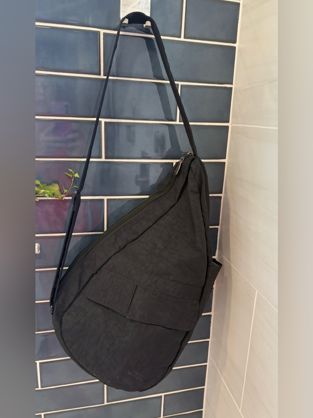 Ameribag Black Teardrop Sling Messenger Bag